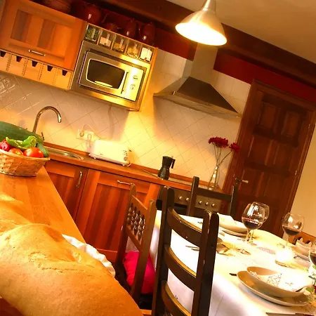 Hazanas Tatil Evi